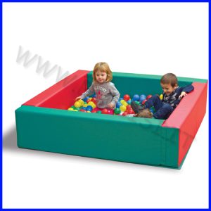 NUVOLA PISCINA CM 150X150X36H CON 900 PALLINE